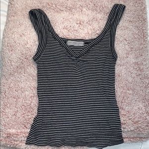 URBAN OUTFITTERS TANK TOP